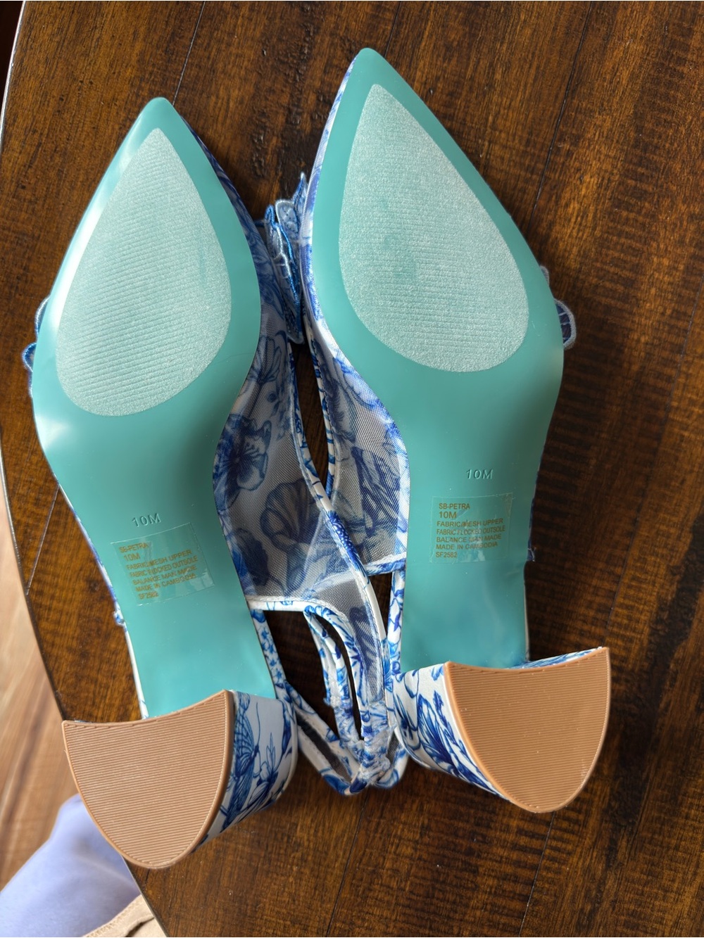 Betsey Johnson Petra Blue Floral Appliqué Slingback Heels - Picture 5 of 6